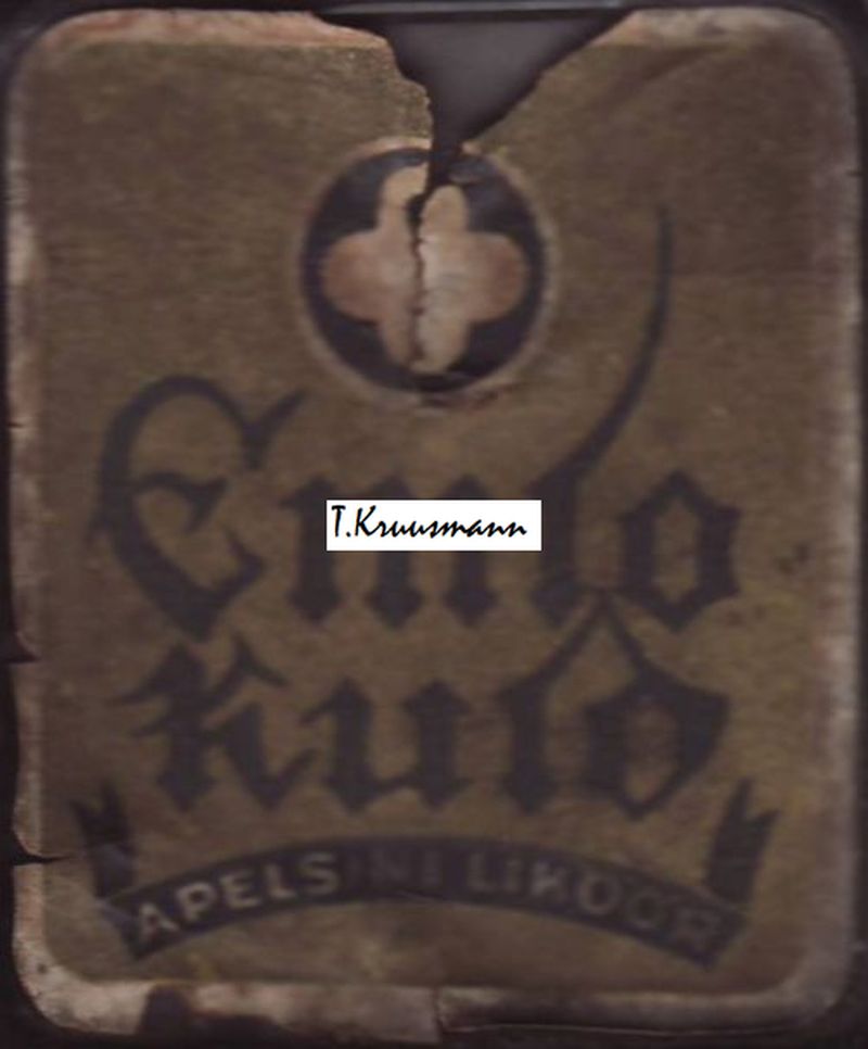 Emlo_Tallinn_Kuld_Apelsini_liköör_pudelil