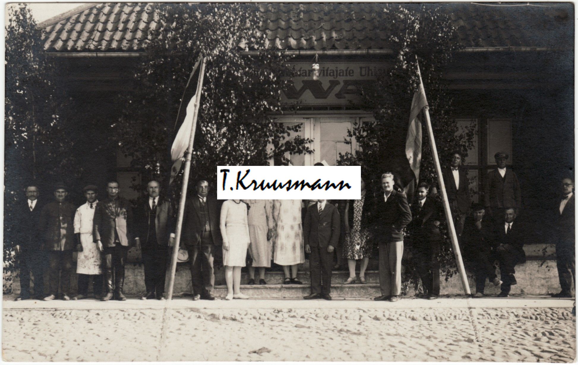 Iwa_juhatus_ja_teenijad_5.6.1930