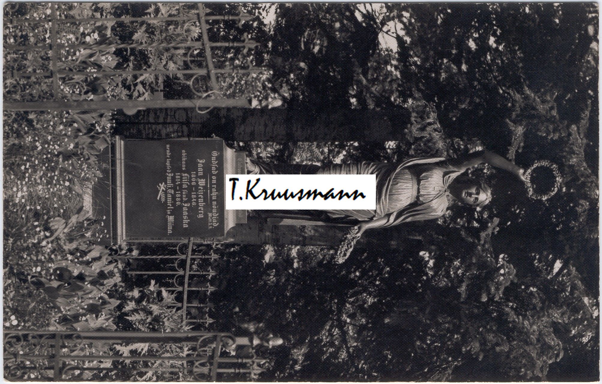 Jaan_ja_Liisa_Weizenbergi_hauasammas