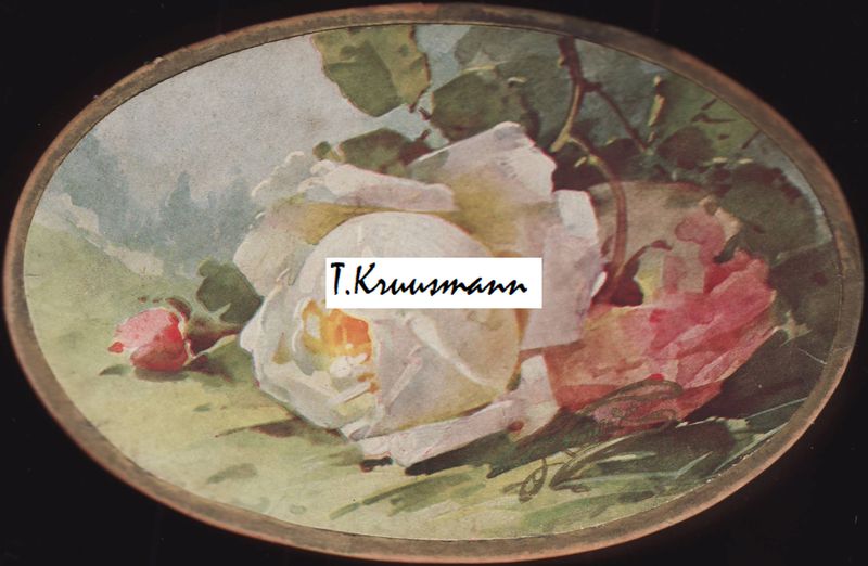 Kawe_pappkarp_ovaalne_roosidega_tulemus