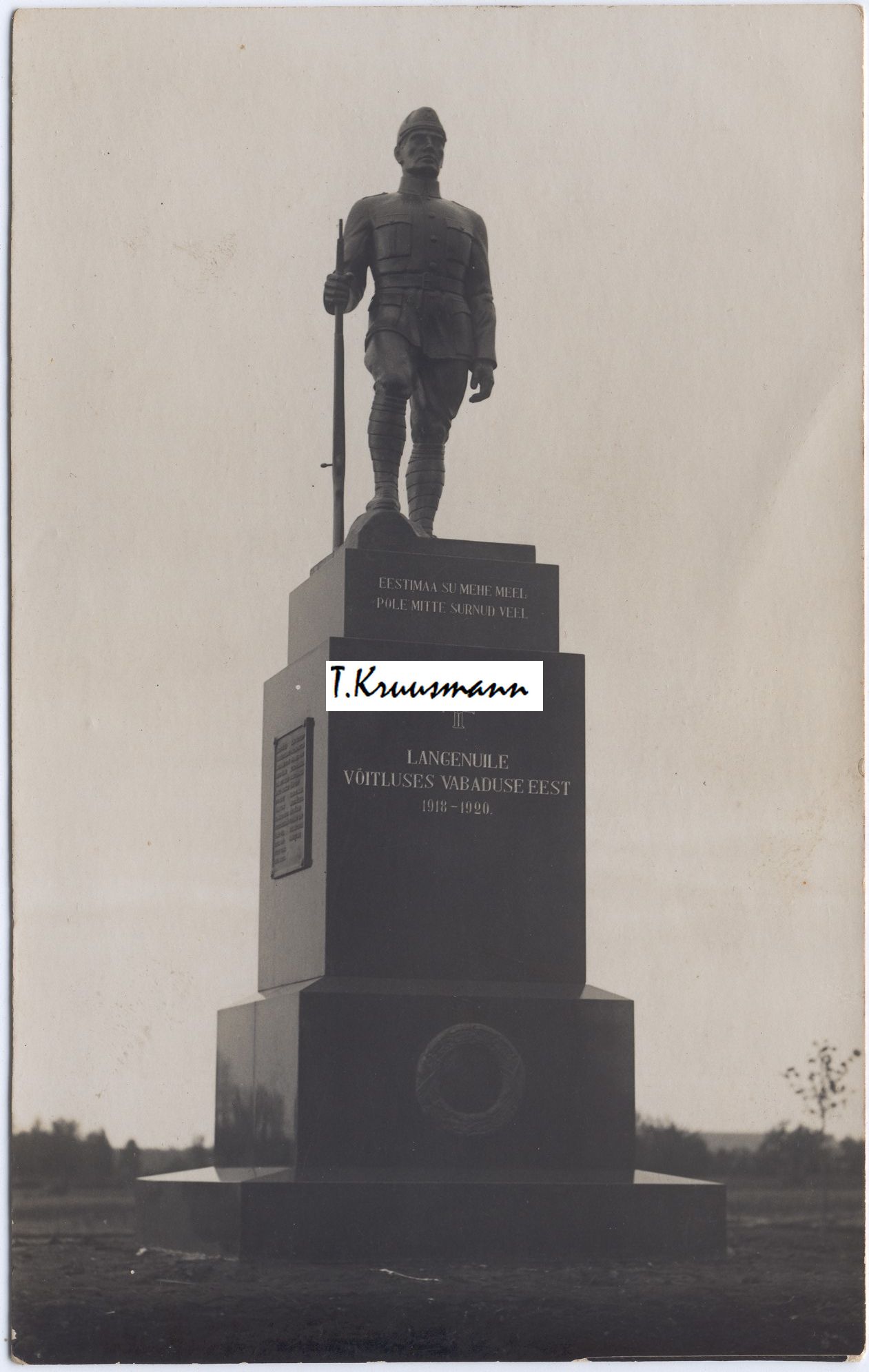 Langenud_sõdurite_mälestussammas2