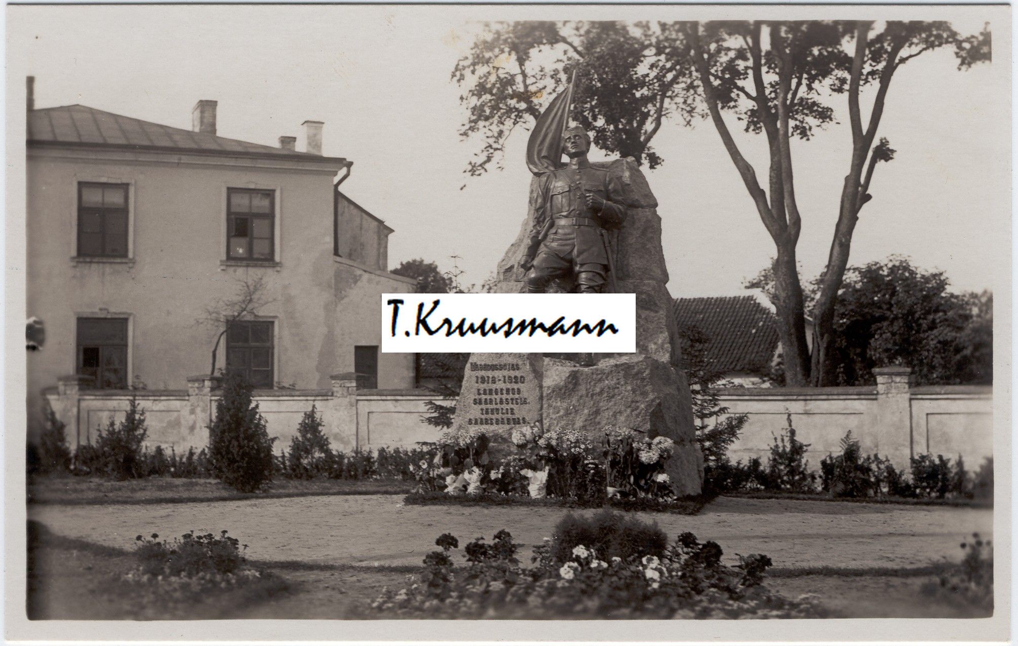 Mälestussammas_langenuile_2