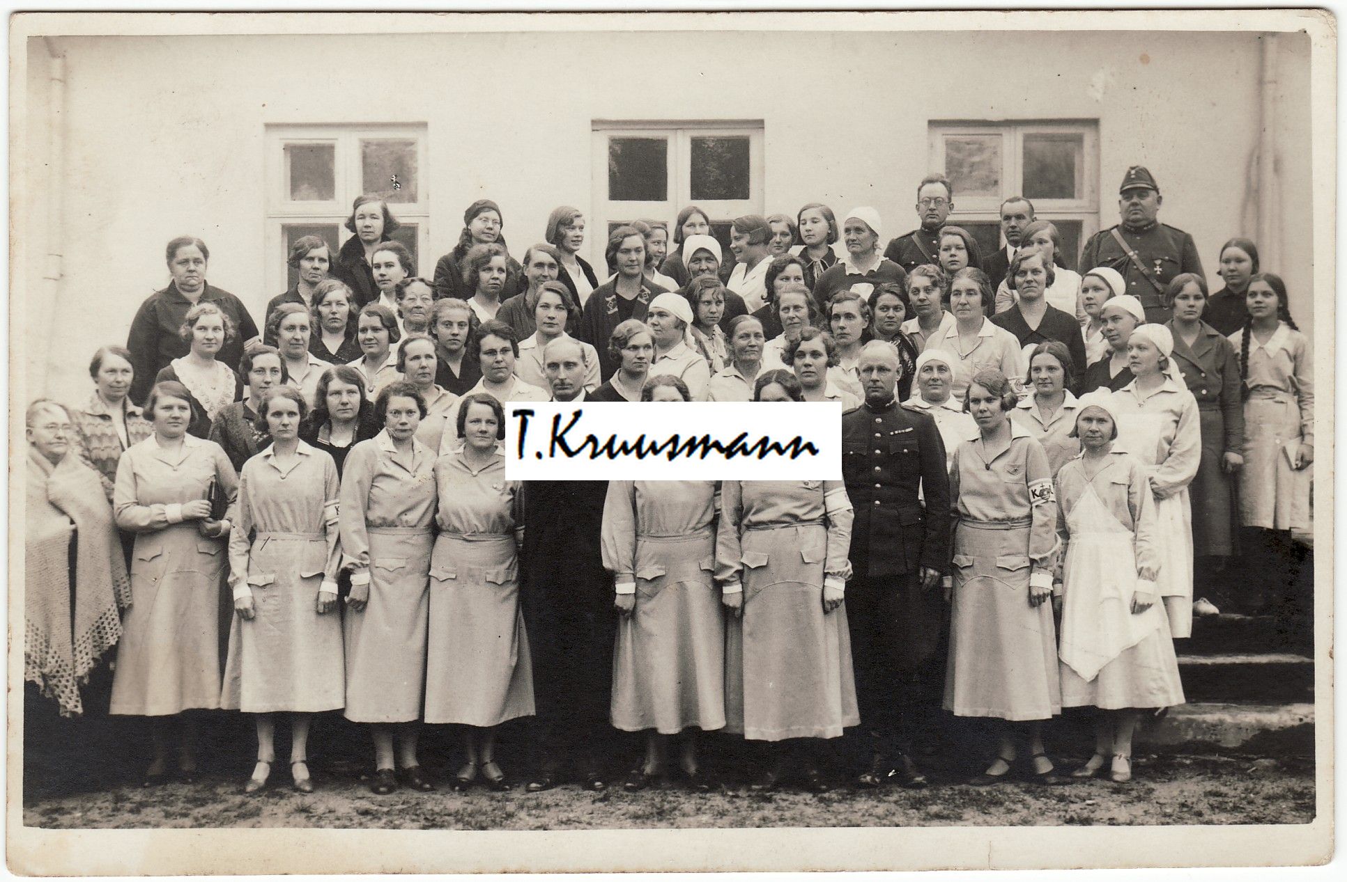 Naiskodukaitse_kogunemine