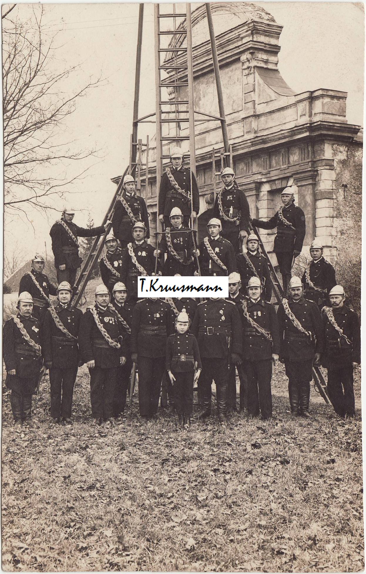 Ronijate_komando_Tallinna_värava_juures