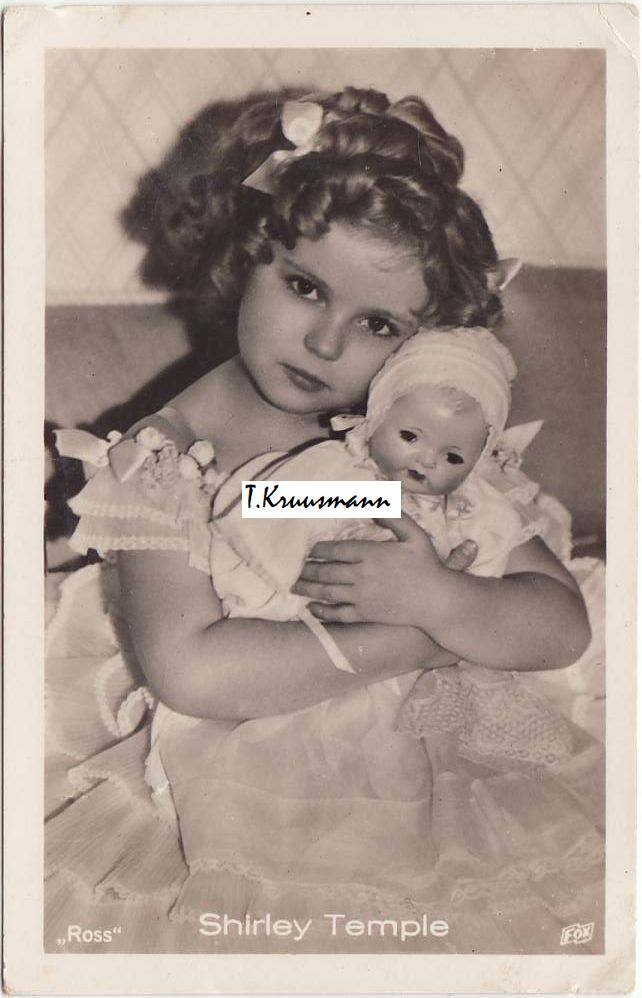 Shirley_Temple_Ross_nukk_paremal