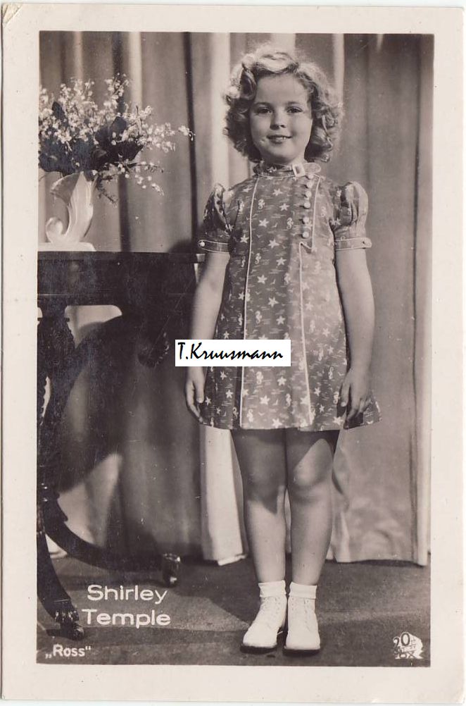 Shirley_Temple_Ross_piibelehed_vaasis