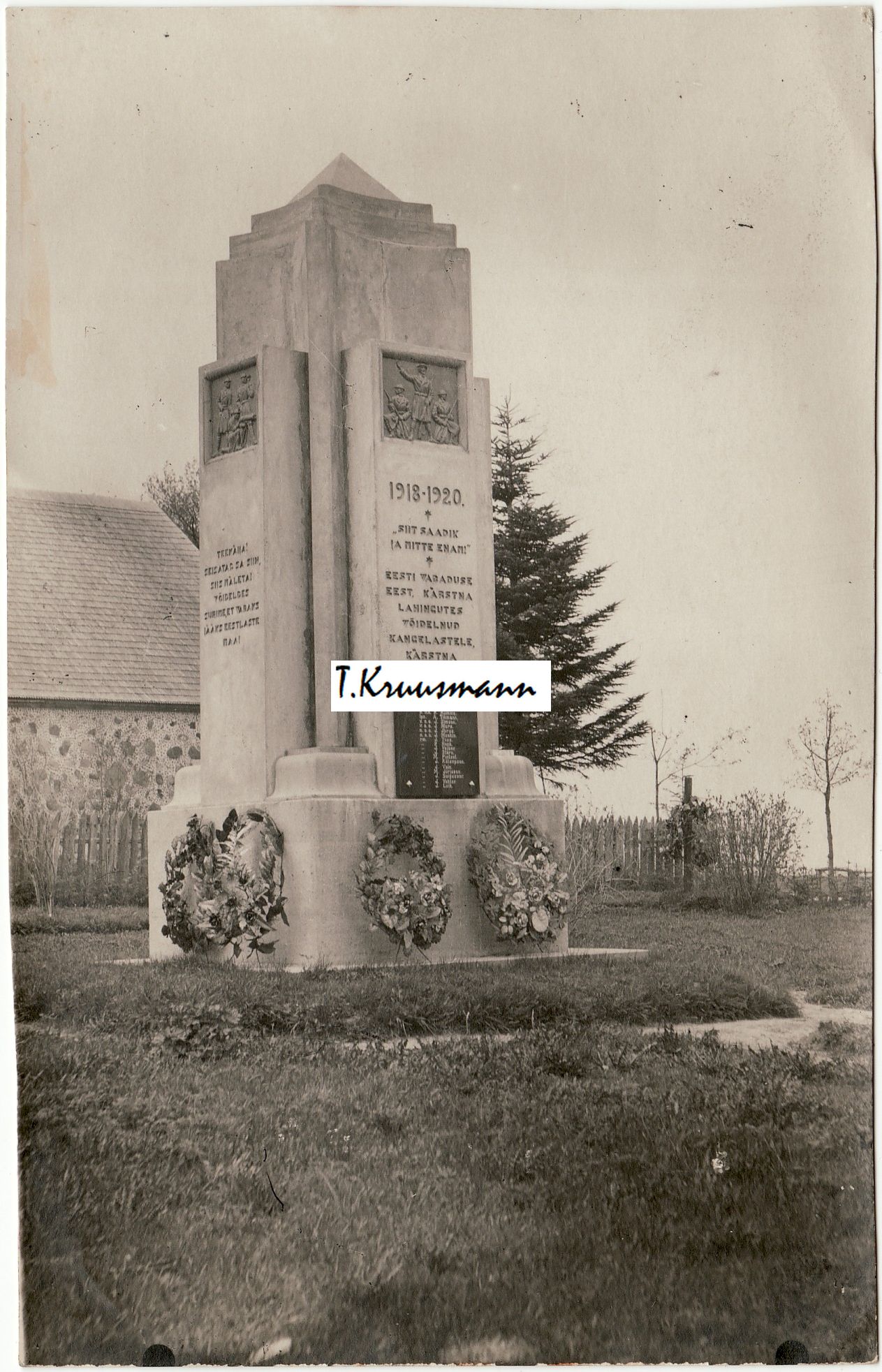 Vabadussõja_mälestussammas_3_tWJ7vrQ