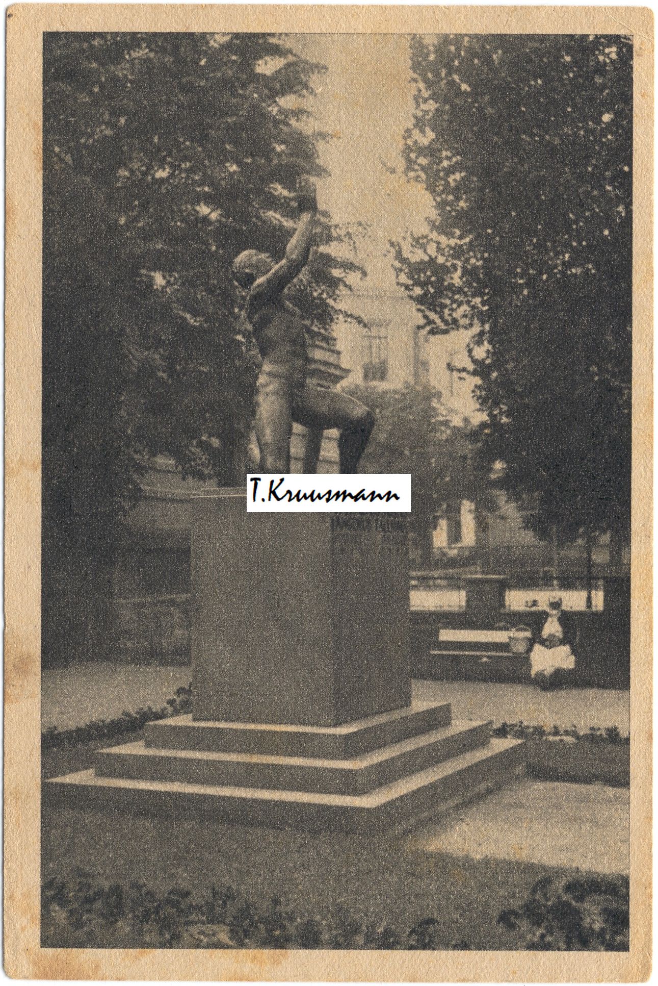 Vabadussõjas_langenud_kooliõpetajate_ja_õpilaste_mälestussammas