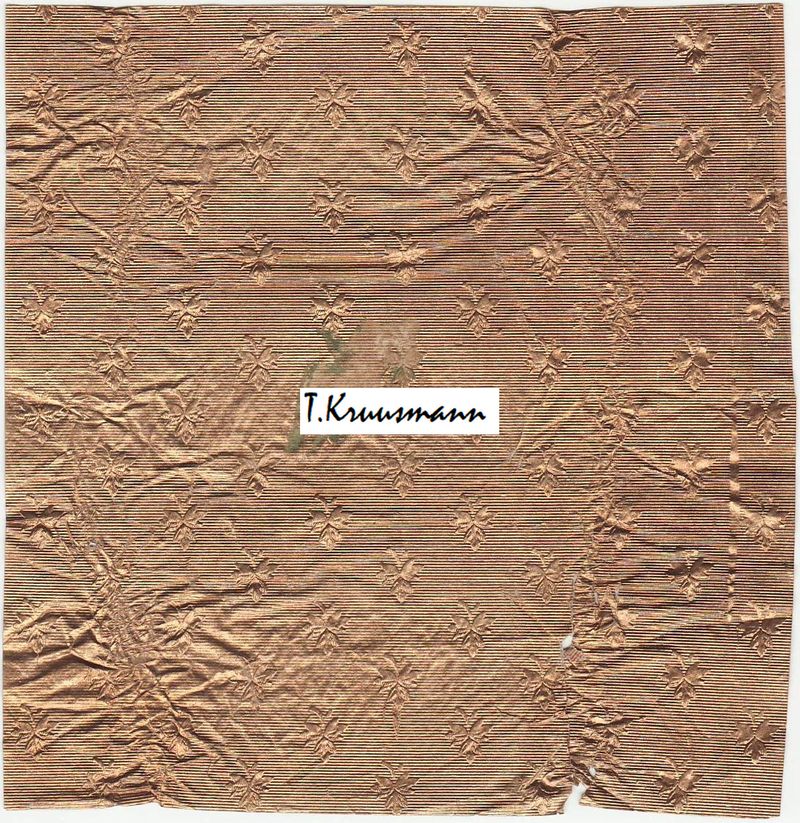 foolium_kuldne_lehtedega