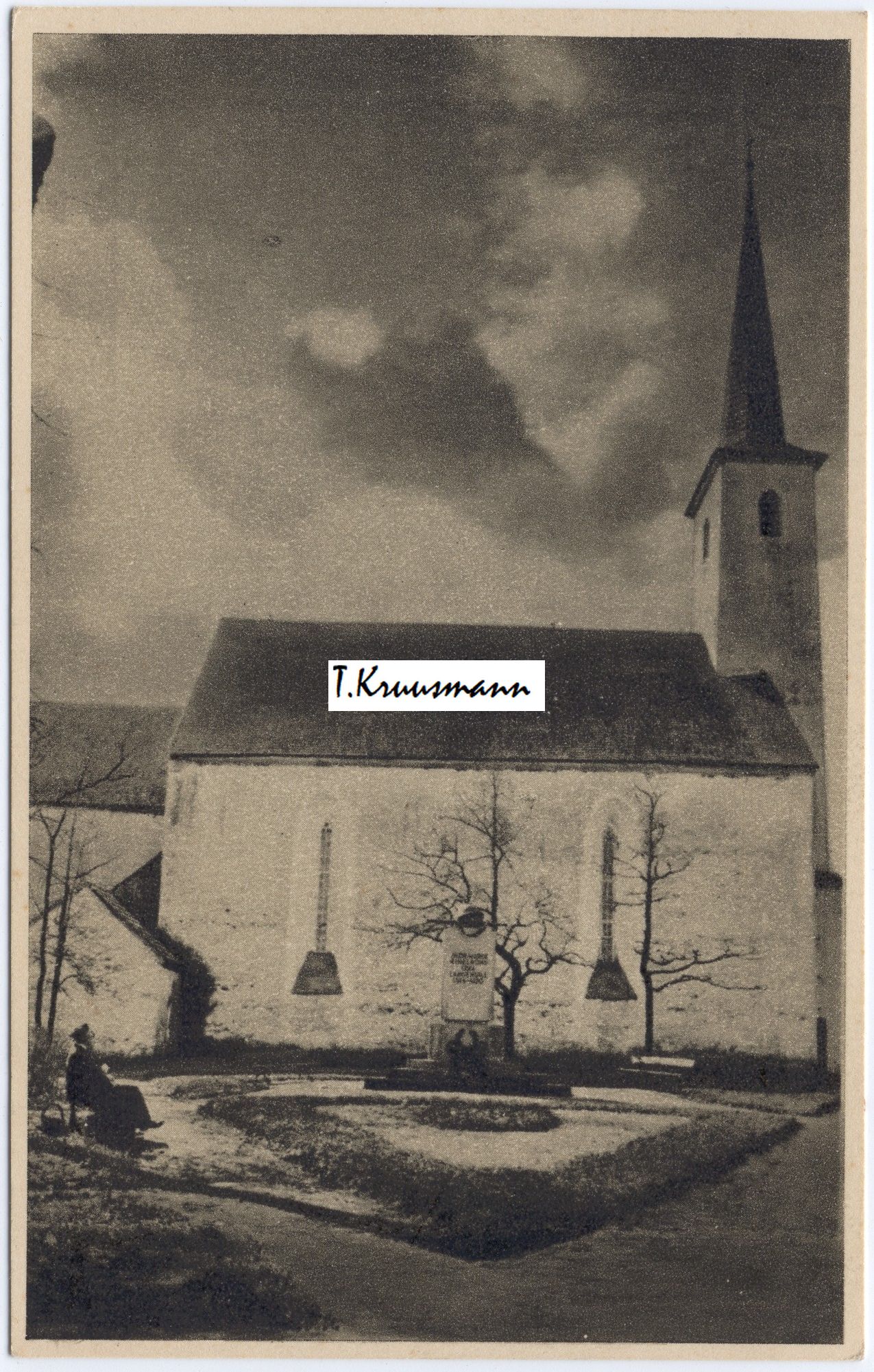 kirik_ja_mälestussammas