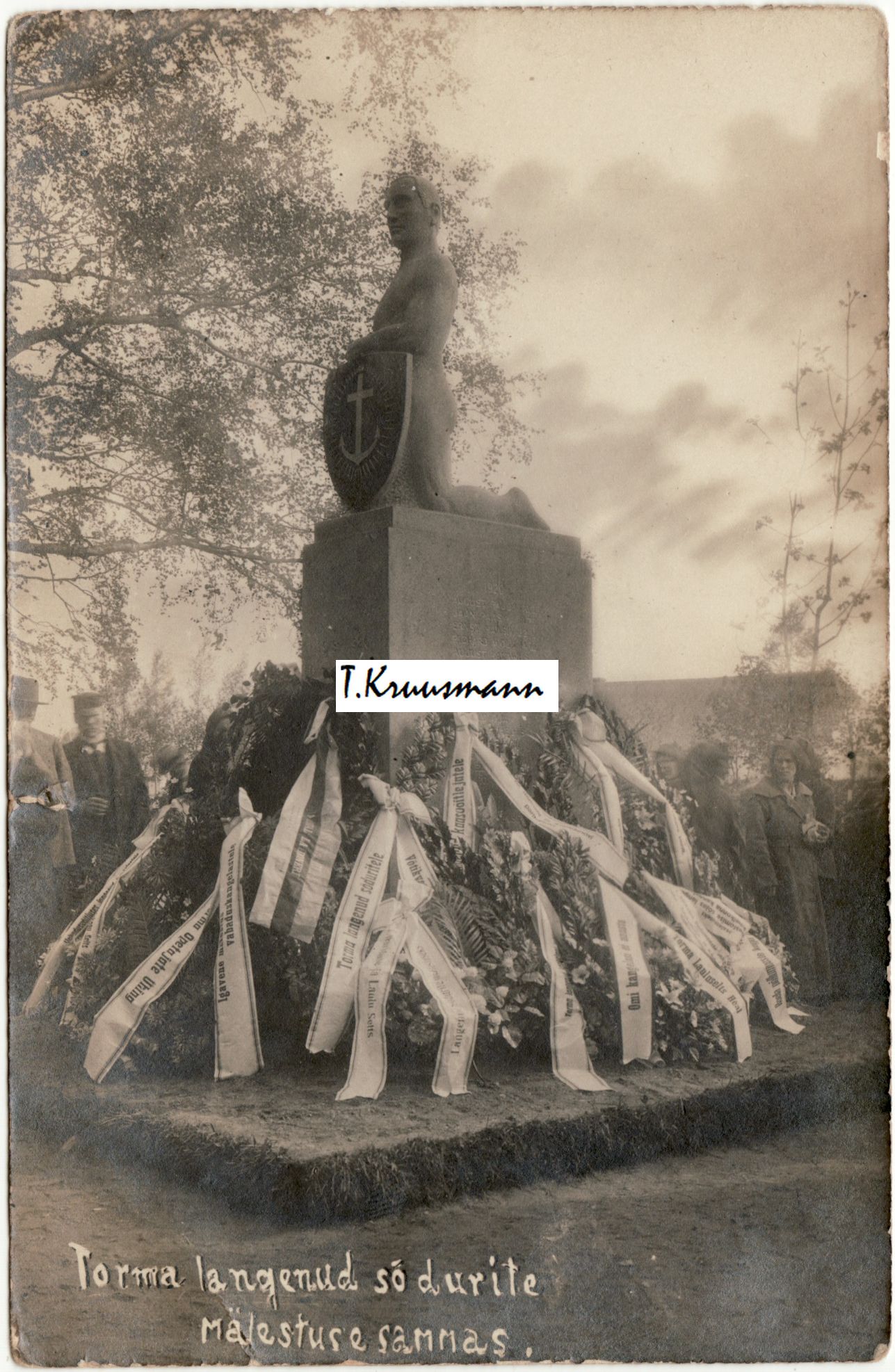 langenud_sõdurite_mälestusesammas_2