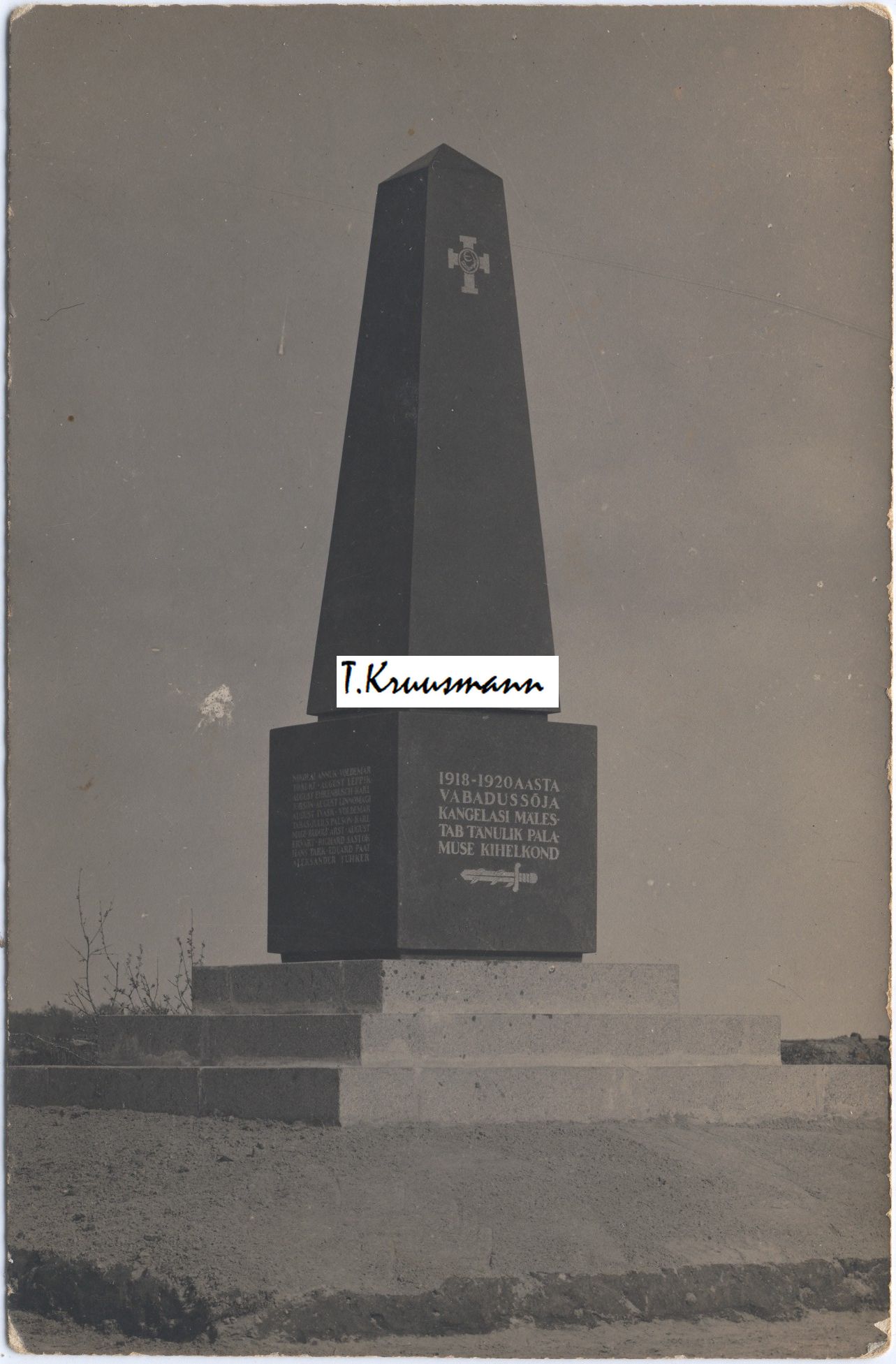 vabadussõja_mälestussammas_4ynOkHi